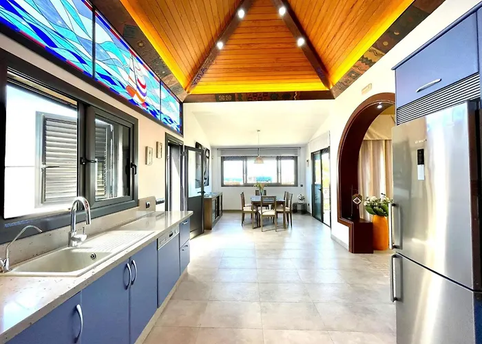 Anais Luxury By Interhome *