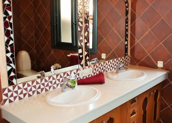 Anais Luxury By Interhome Будинок відпочинку *