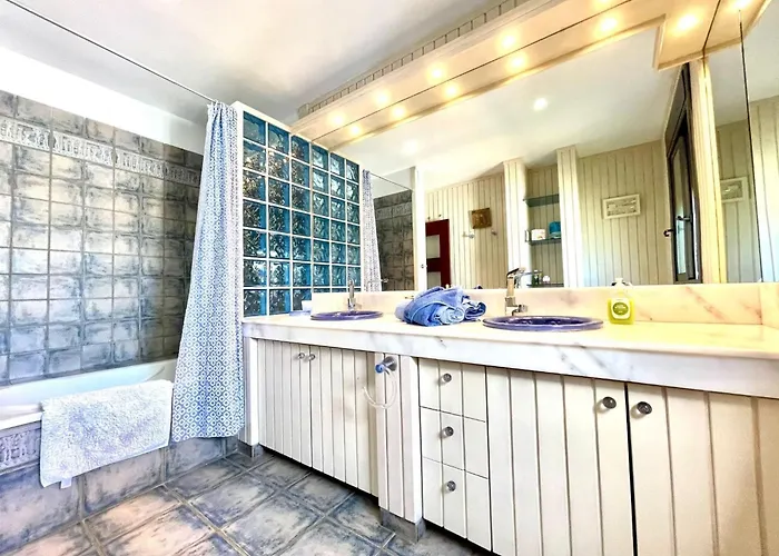 Дом отдыха Anais Luxury By Interhome Адехе